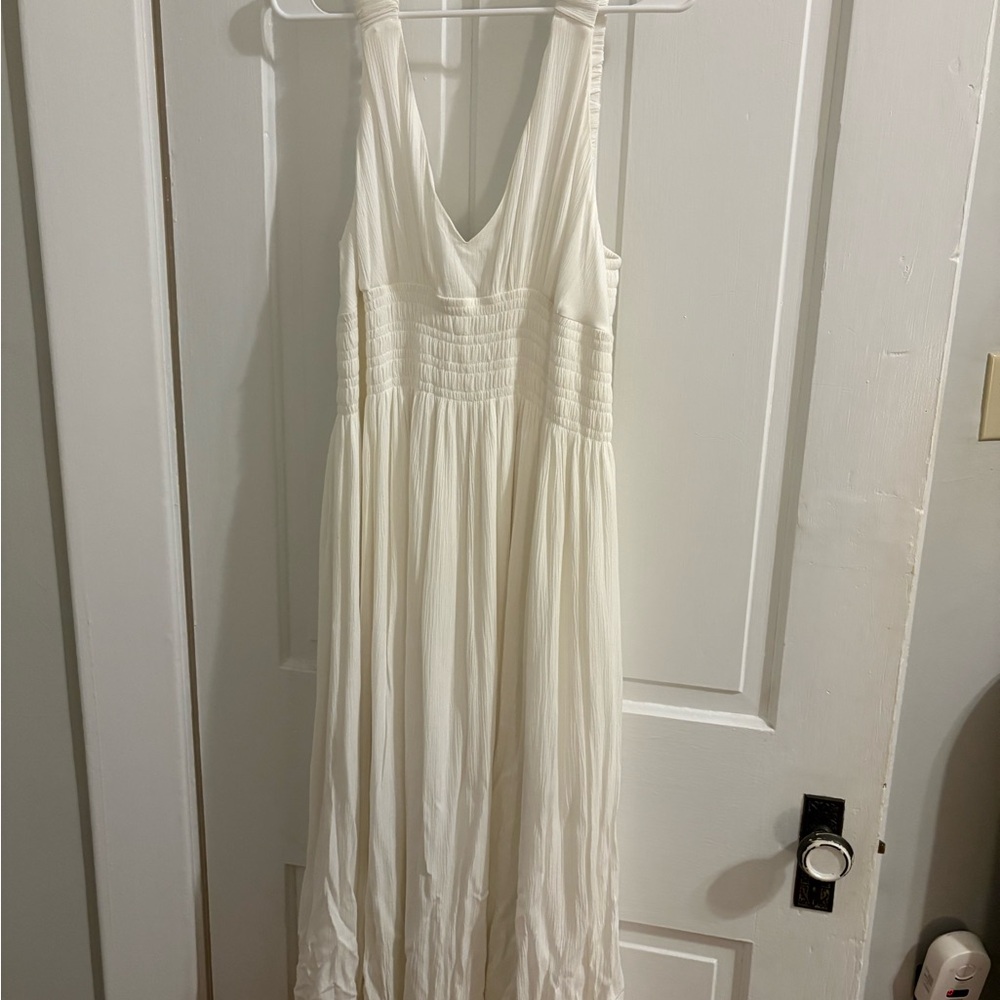 Abercrombie & Fitch Cream Maxi Dress